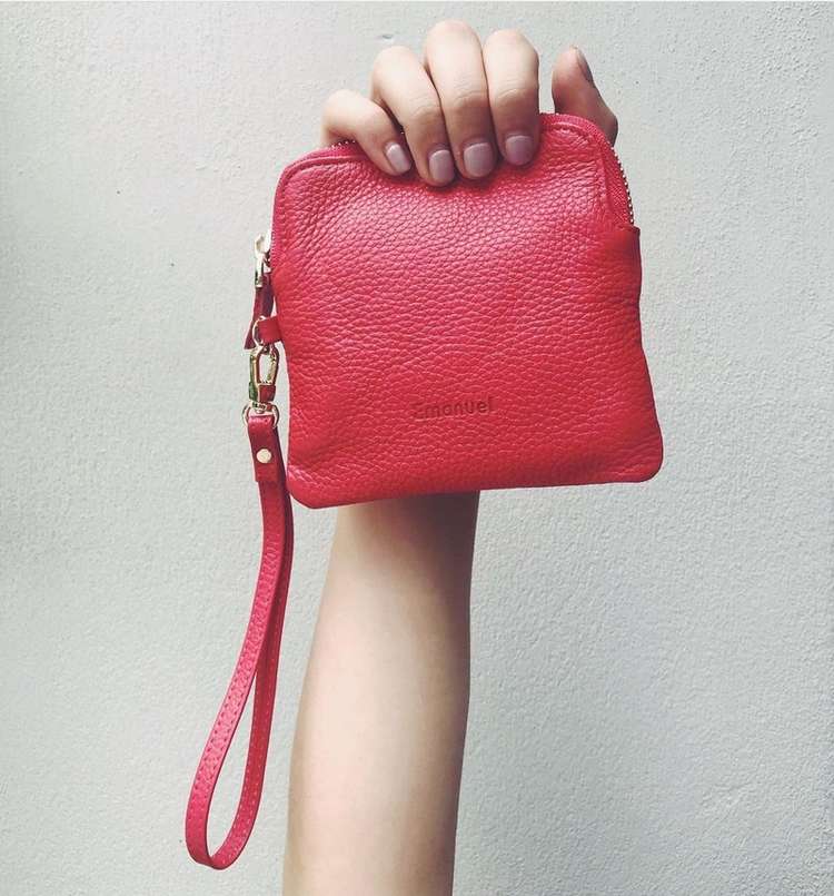 ארנק קטן לנשים עמנואל מיילי אדום, ארנקים לנשים.