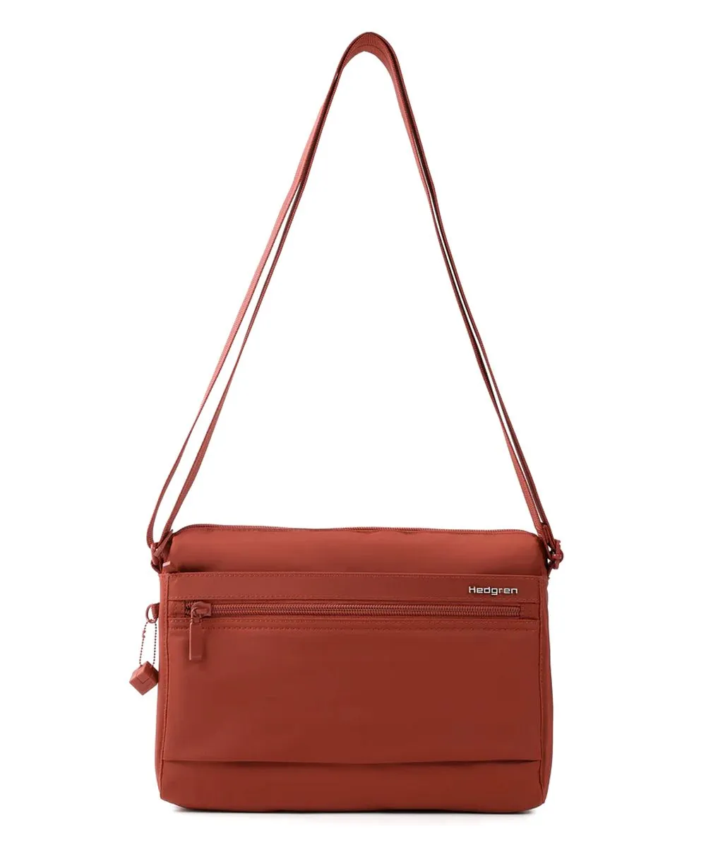 תיק אלכסוני לנשים Eye M דליה אדומה | Hedgren – תמונה 5