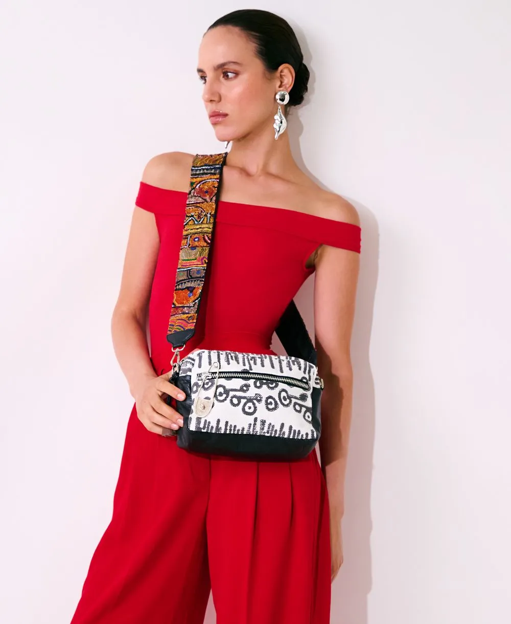 תיק לנשים קוֹסמֵטִי כסף | ONE ONE FIVE – תמונה 2