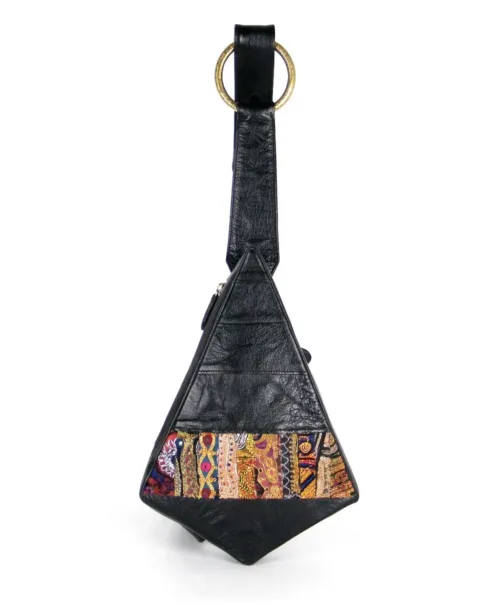 תיק גב אלכסוני לנשים אניל עור שחור ONE ONE FIVE