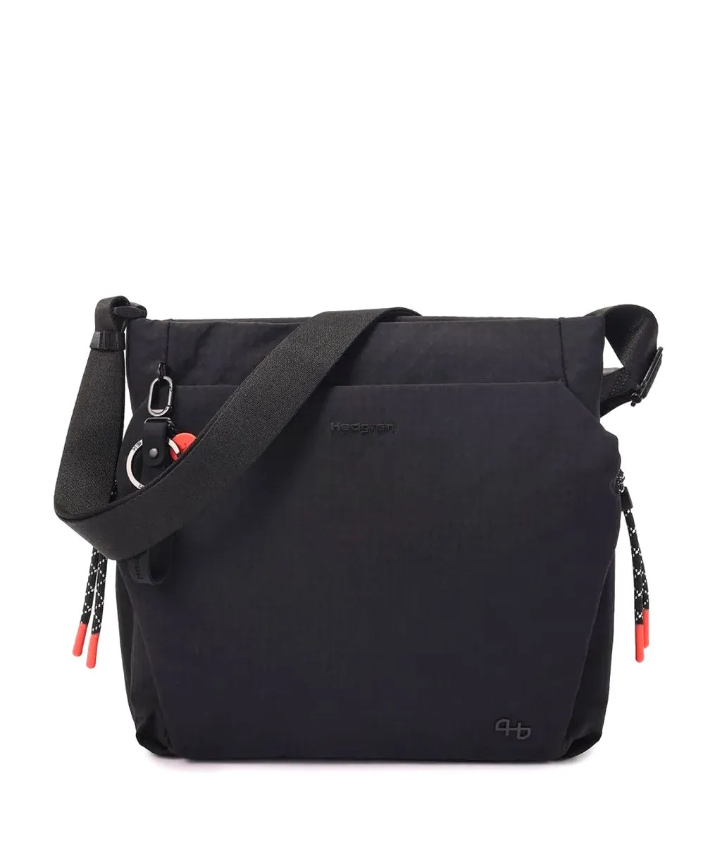 תיק אלכסון לנשים חברת הדגרין דגם MAKOTO בד שחור