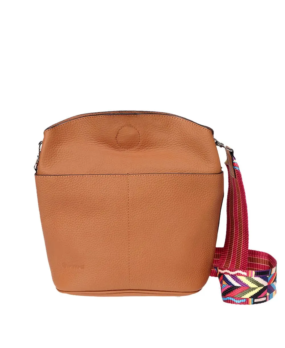 תיק צד מעור לנשים דלי חום בהיר (1)