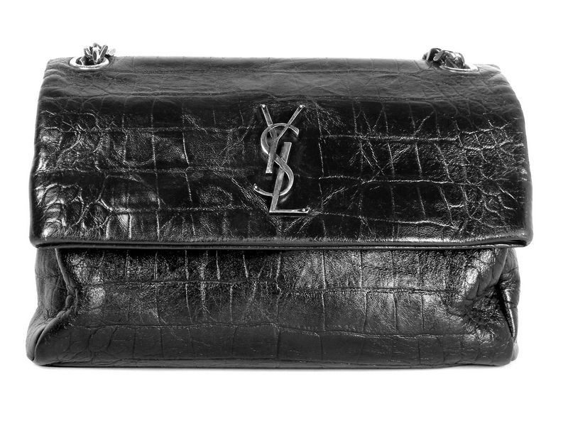 תמונה אחרי תיקון קרע בעור וחידוש צבע שחור לתיק איב סן לורן