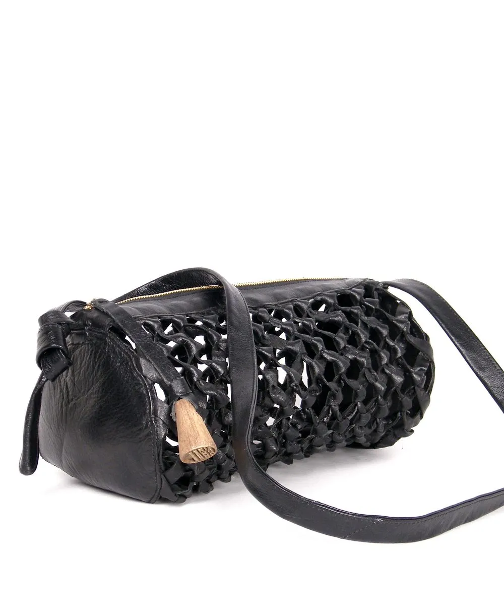 תיק מארוט קלוע עור שחור | ONE ONE FIVE – תמונה 12