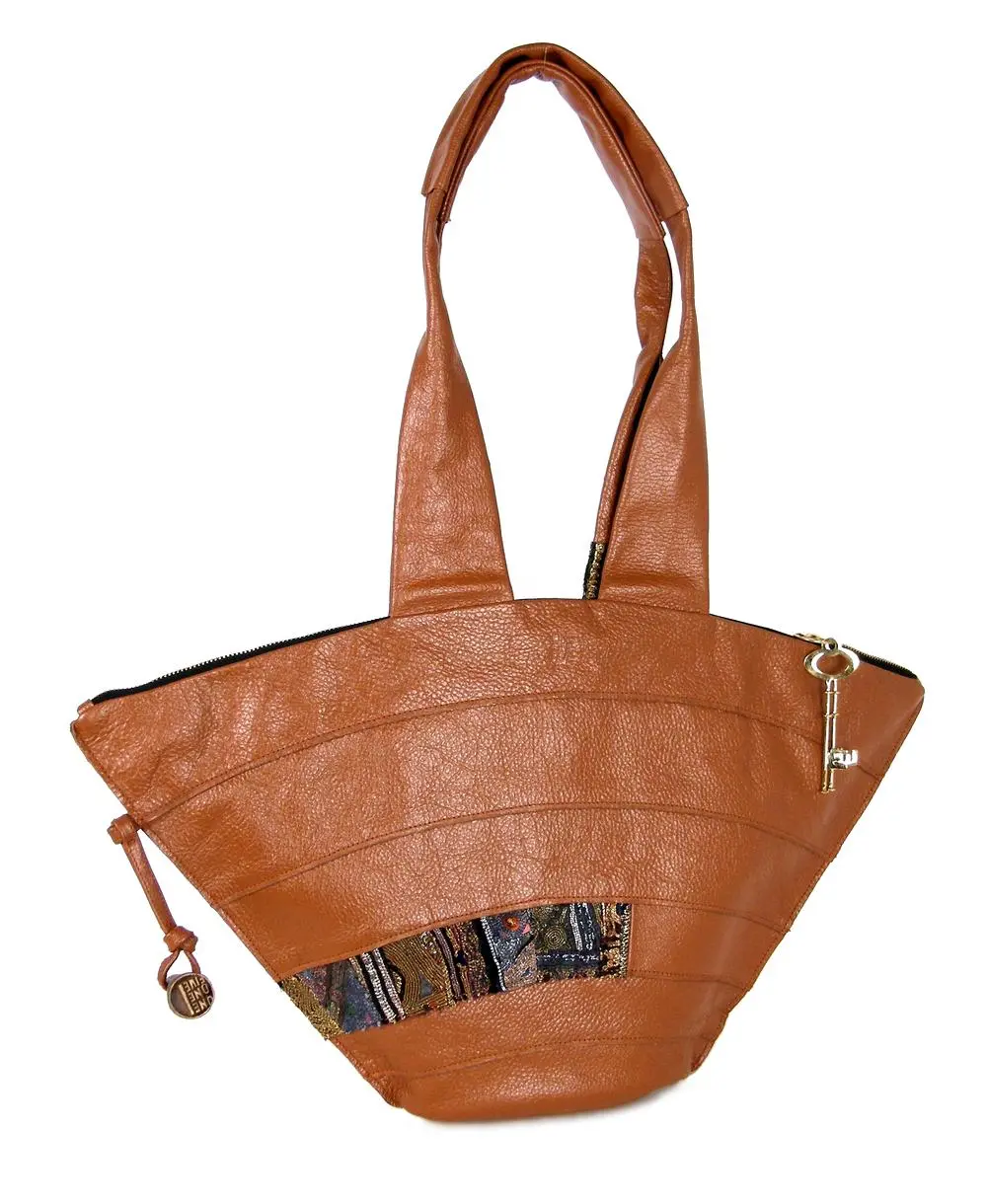 תיק צד לנשים סוצ'י קטן טרקוטה | ONE ONE FIVE – תמונה 2