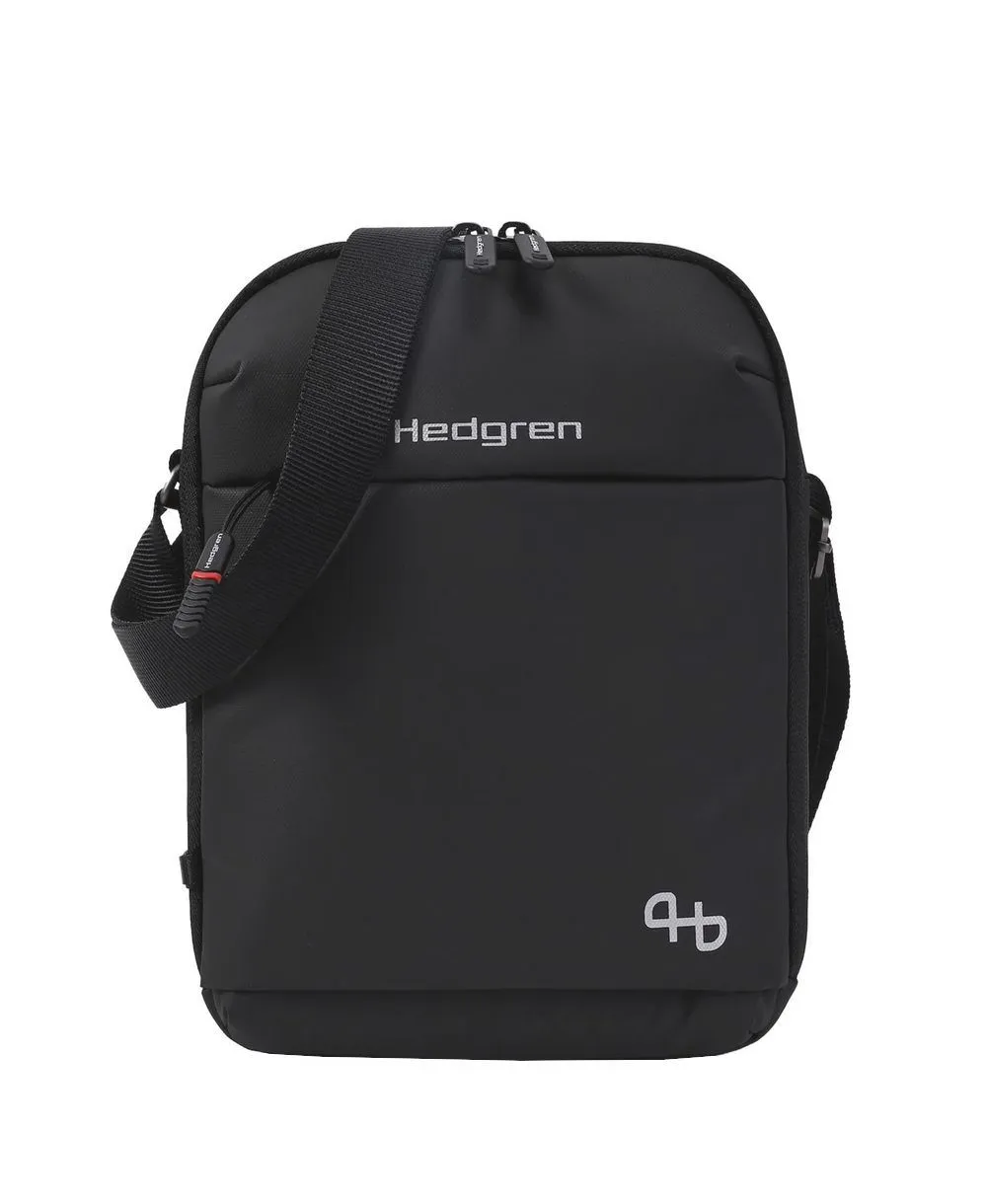 תיק צד לגבר חברת הדגרין בצבע שחור כולל רצועה ארוכה בעל כיסים וחומר מיוחד