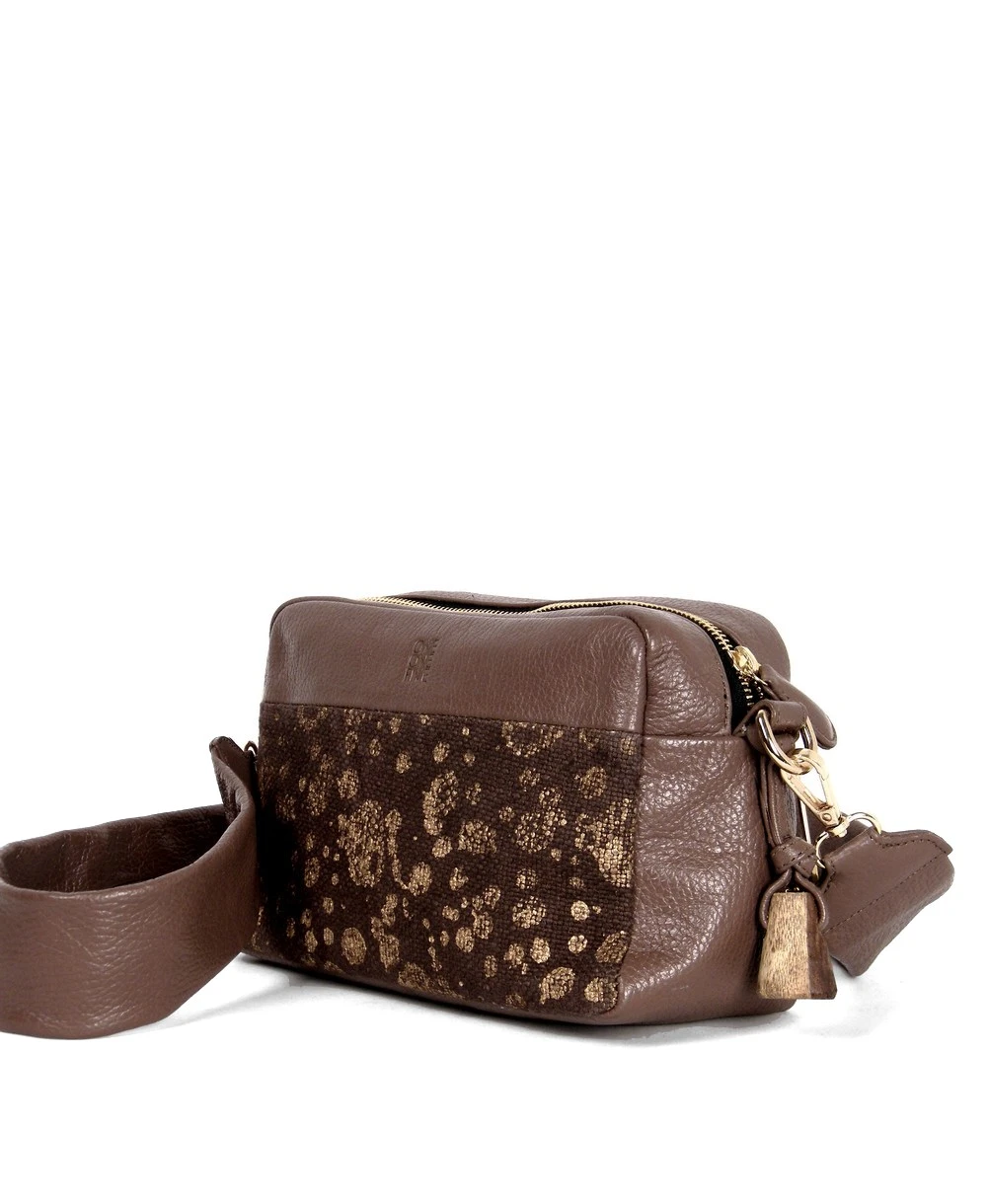 תיק לנשים קוֹסמֵטִי חום אדמה | ONE ONE FIVE – תמונה 5