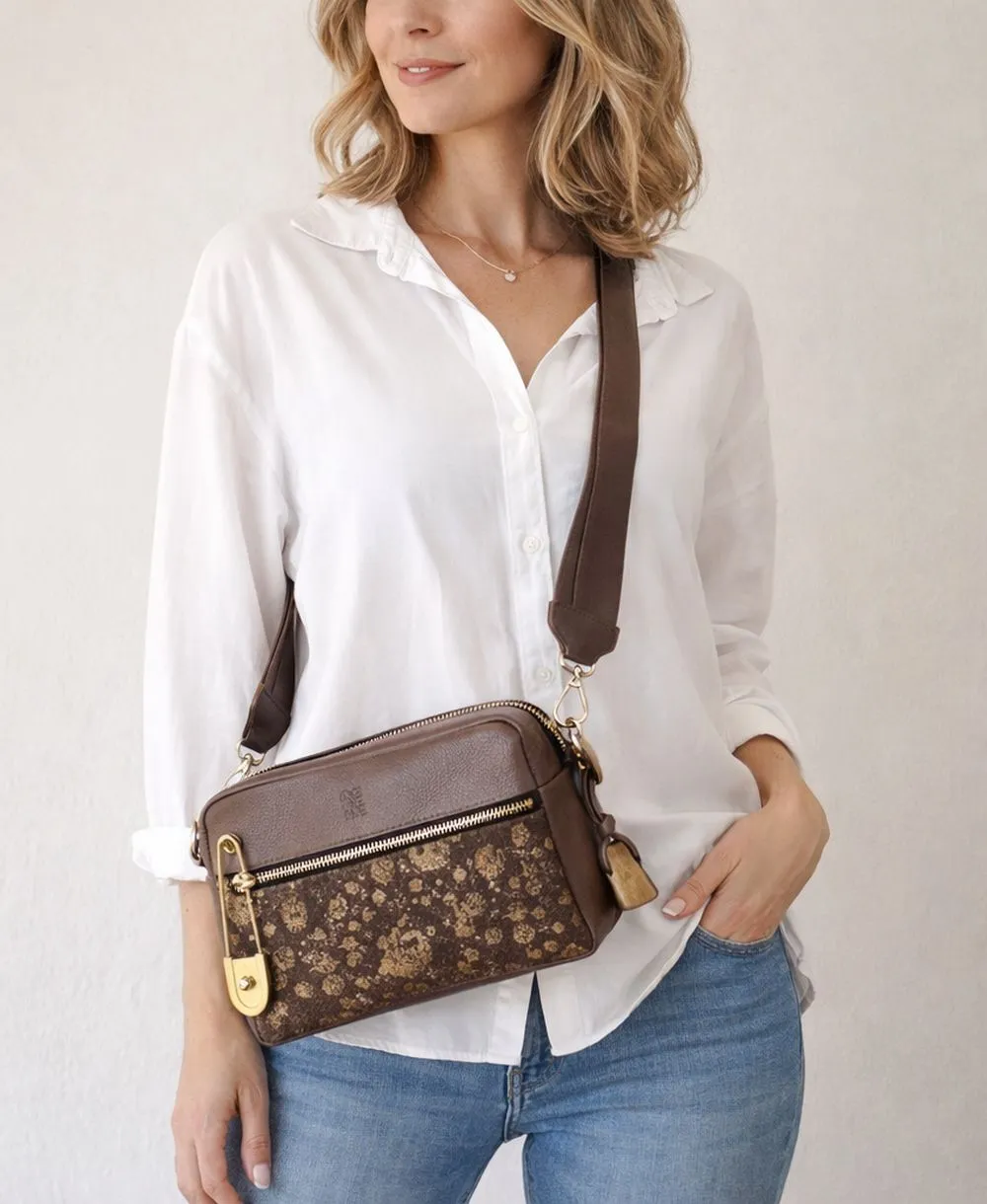 תיק לנשים קוֹסמֵטִי חום אדמה | ONE ONE FIVE – תמונה 7