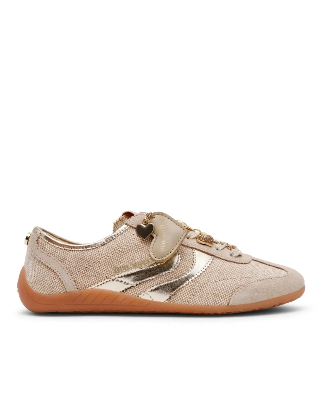 Steve Madden BASSETT טבעי סניקרס נשים בז’ עם נגיעות זהב ותליונים מוזהבים